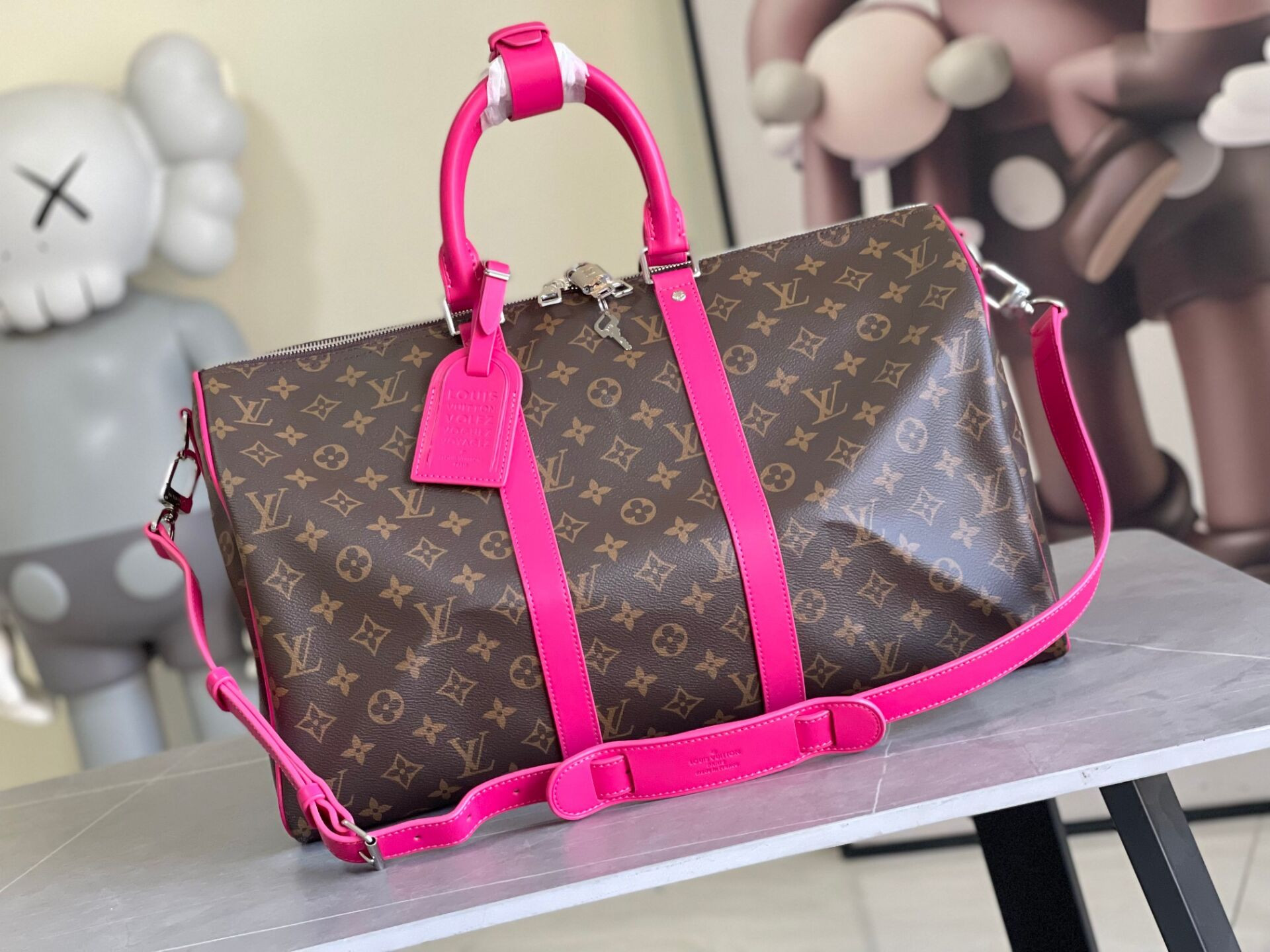 LV Keepall Bandouliere 45 M13807 45 x 27 x 20 cm