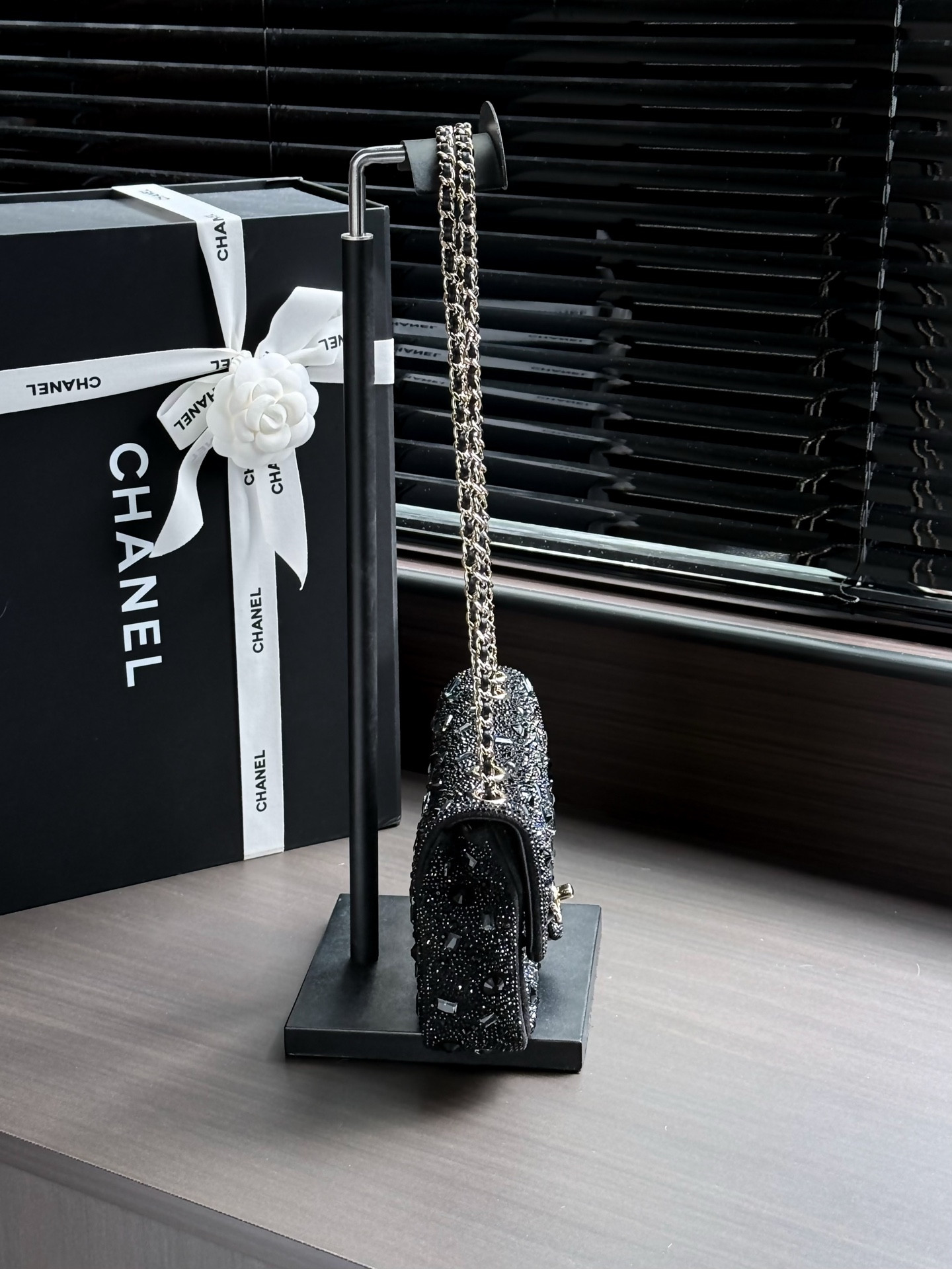 Ch*el evening flap bag as4297 13 x 21 x 8cm