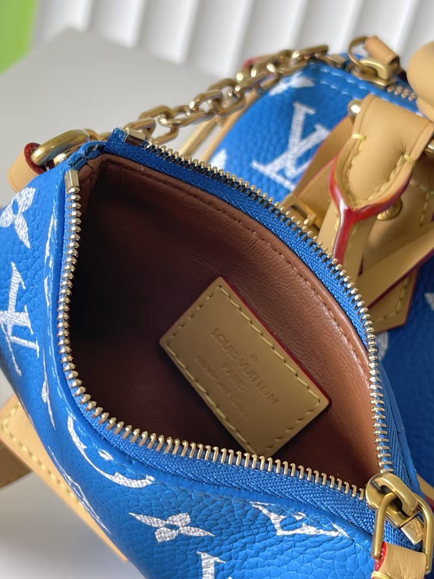 LV Speedy P9 Bandoulière 20 M28185 22x14x17.5cm