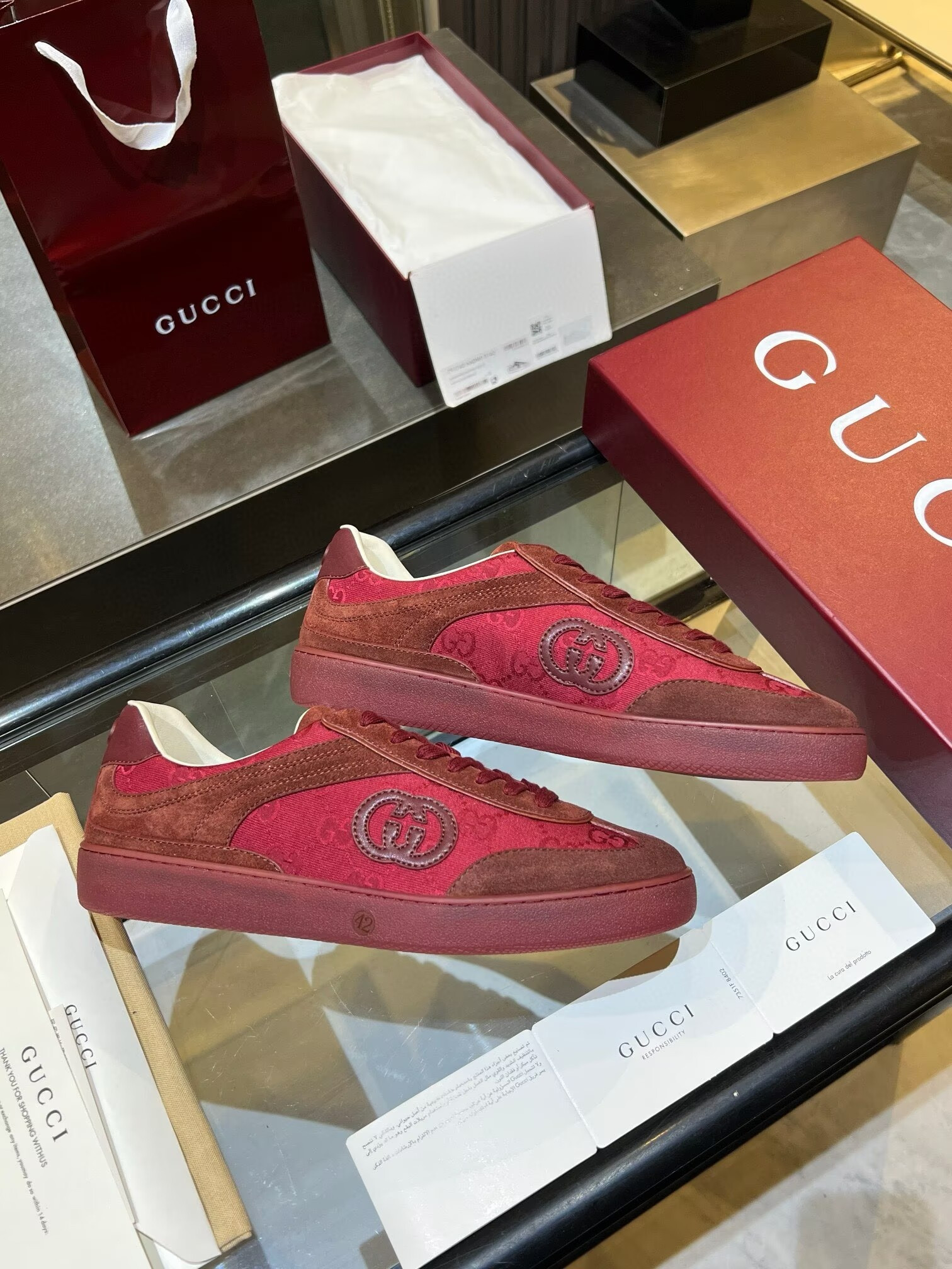 ua G*u*i g75 sneaker rosso ancora