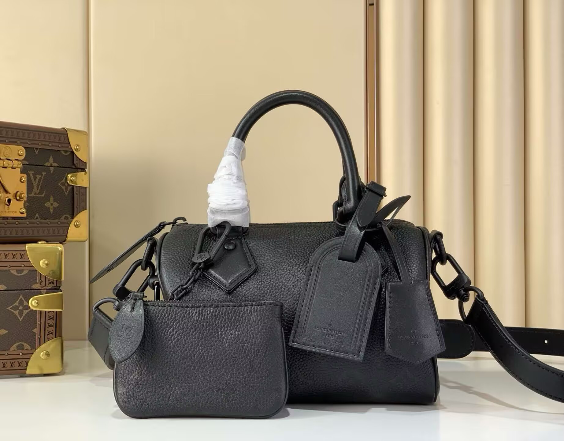 LV Speedy P9 Bandoulière 20 M13904 22x14x17.5cm