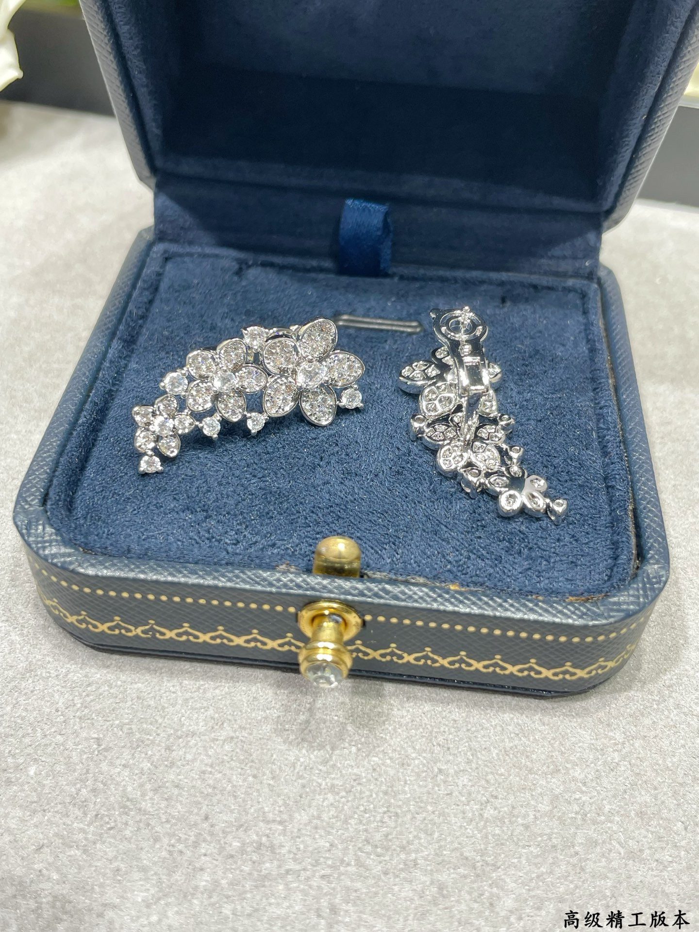 Gr*ff earrings