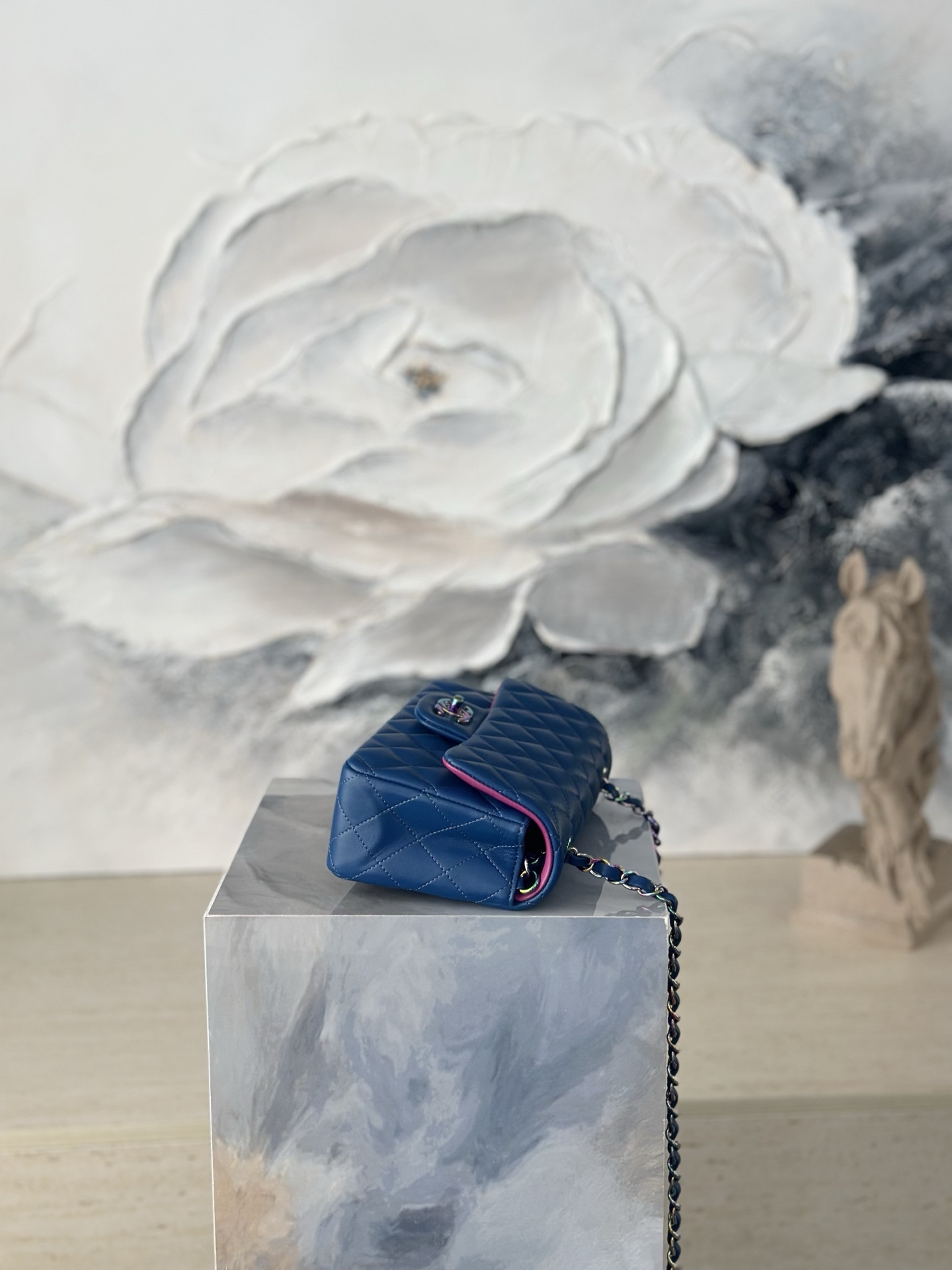 Ch*el flap bag as1116 20x12x6cm