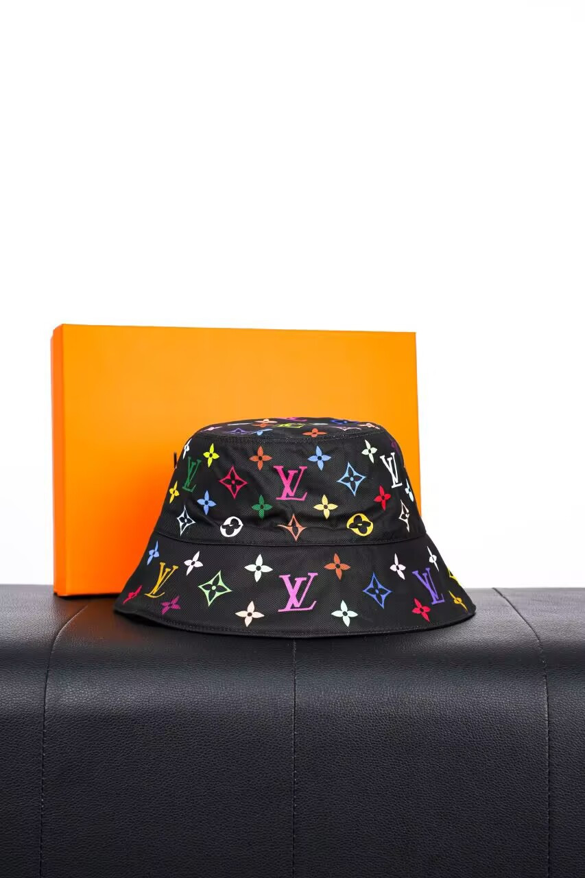 lv x tm reversible S*perflat bucket hat m7985m