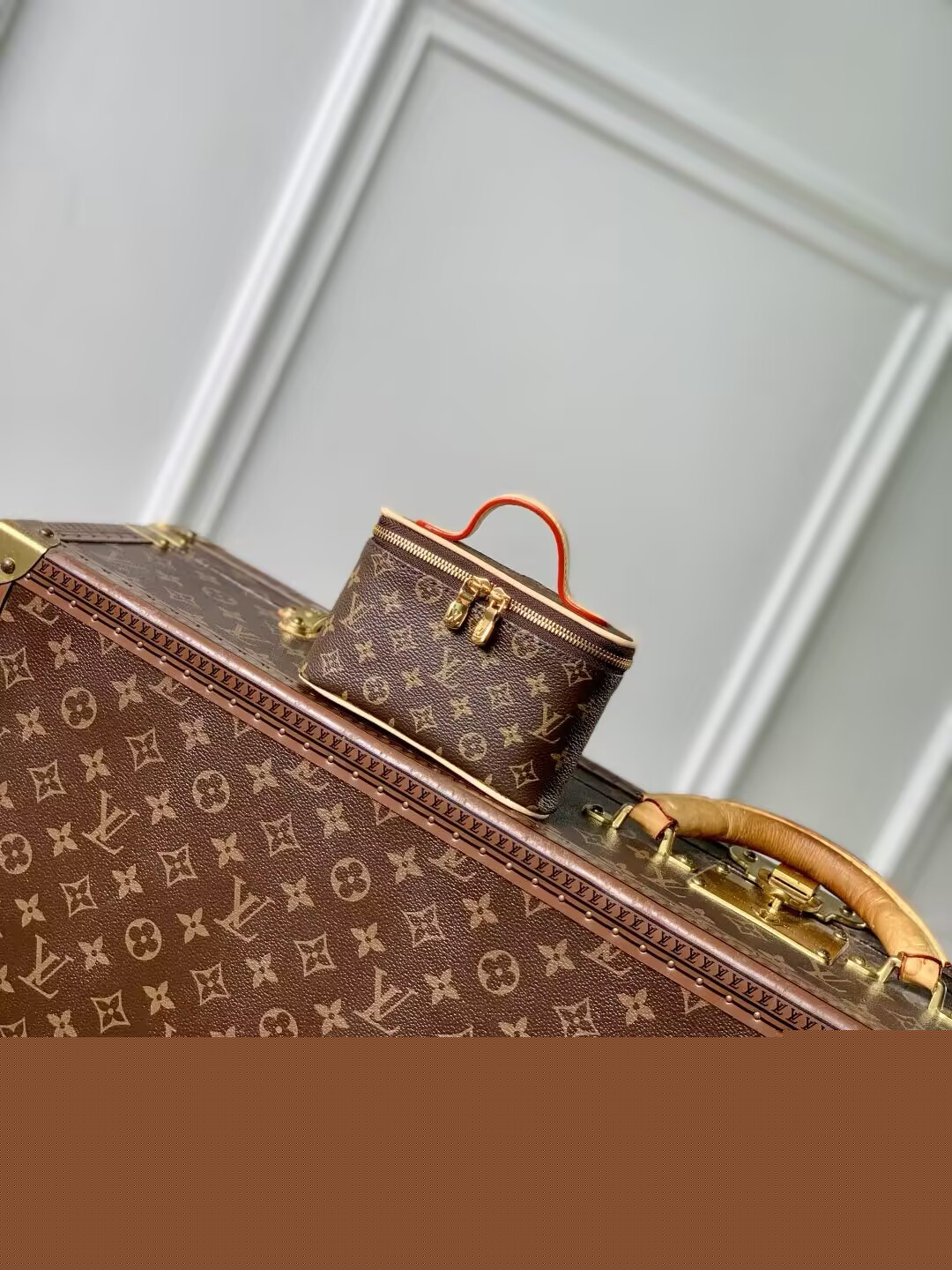 LV Nice Beauty Makeup Bag M83079 11.5x3.5x13.5cm