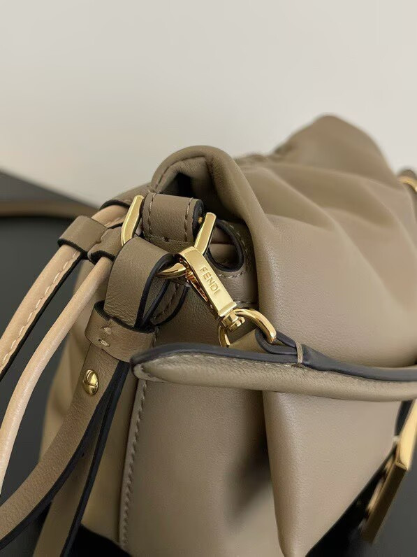 F**di mamma baguette small 13x10x16cm