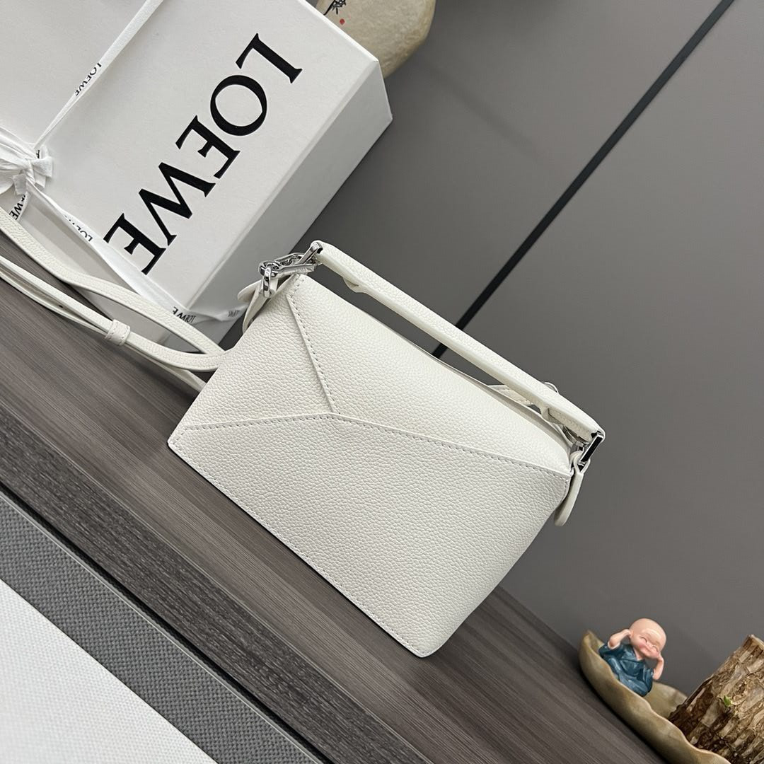 L0ew* mini puzzle bag 18x12.5x8cm