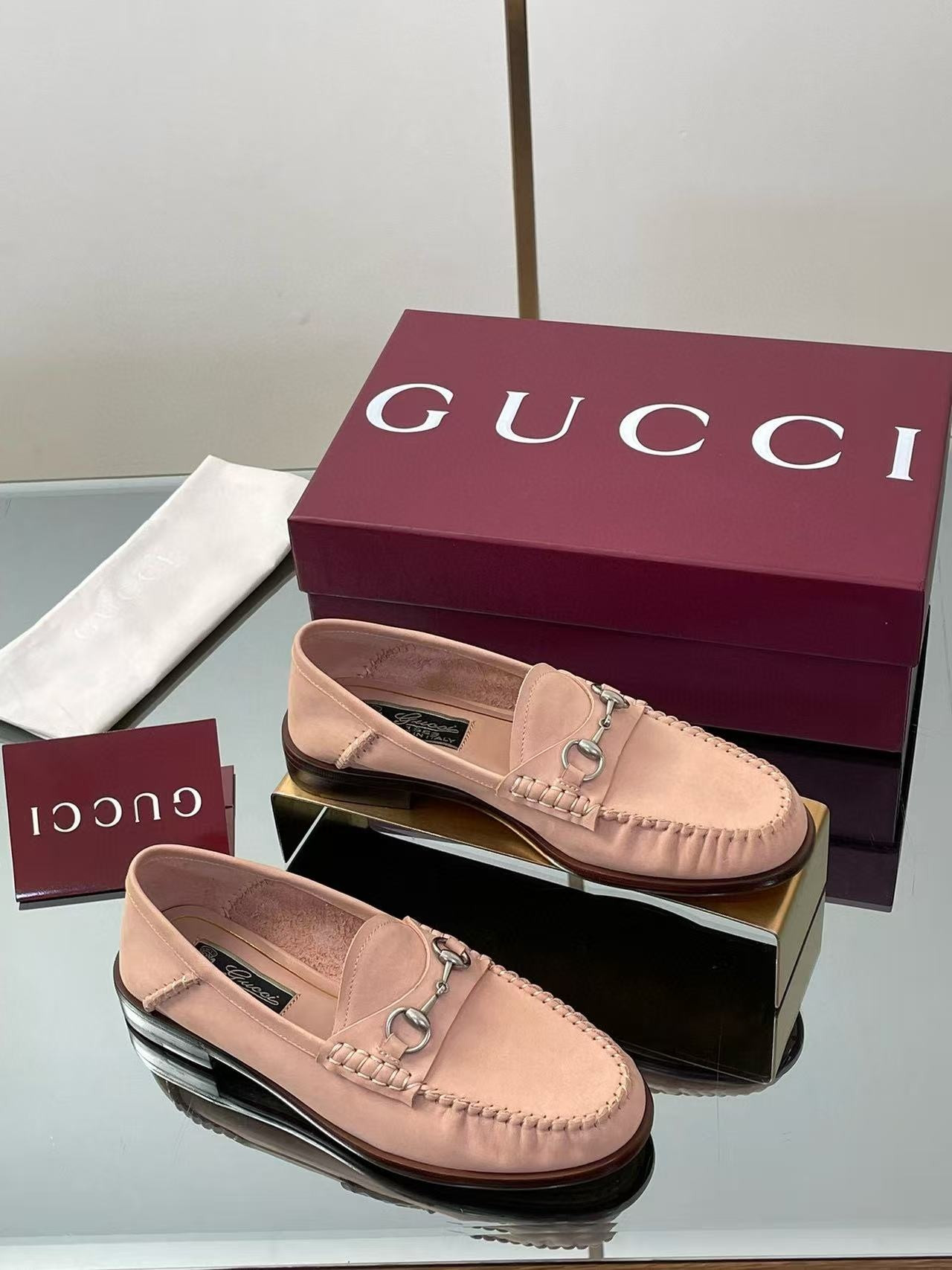 ua G*u*i gigi loafer