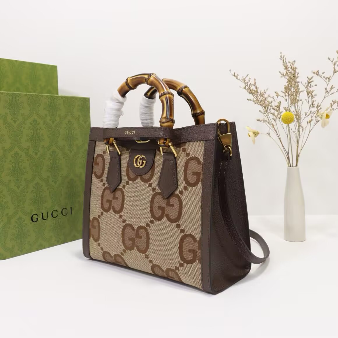 G*u*i diana tote bag 27x24x11cm