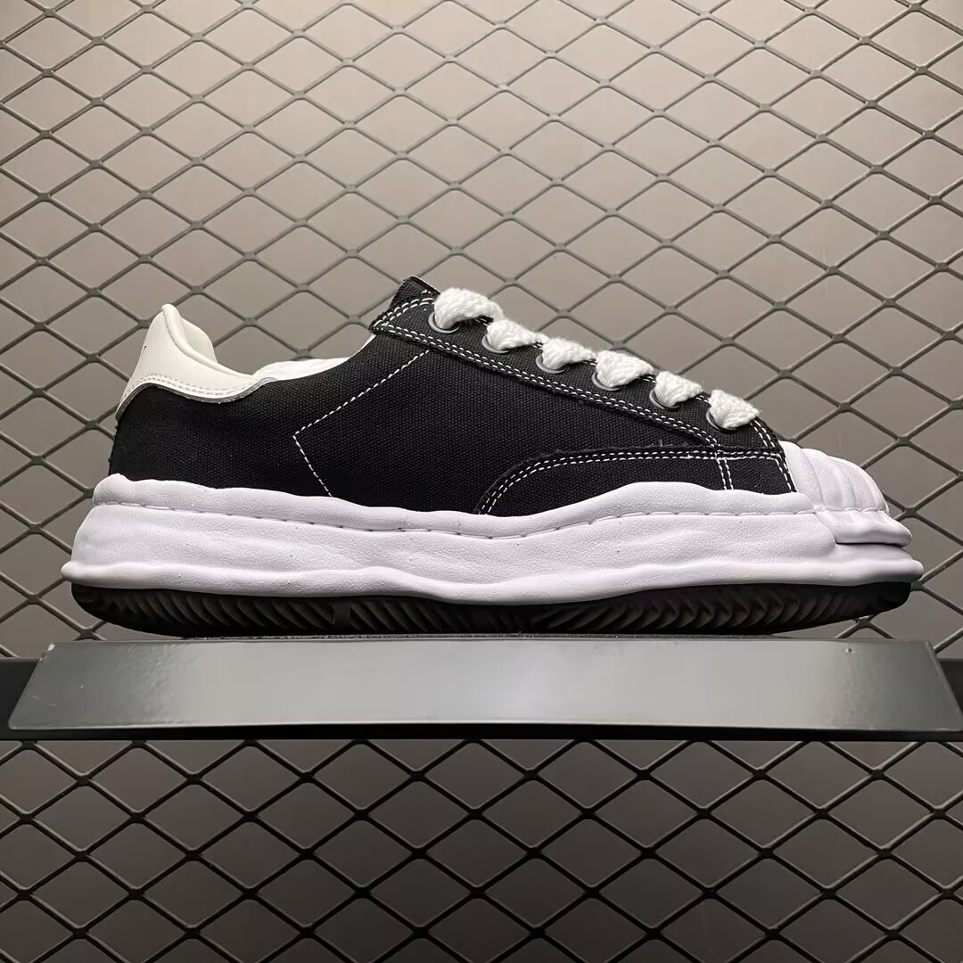 ua Ma*s*n mihara yasuhiro "blakey" og sole canvas low-top sneaker
