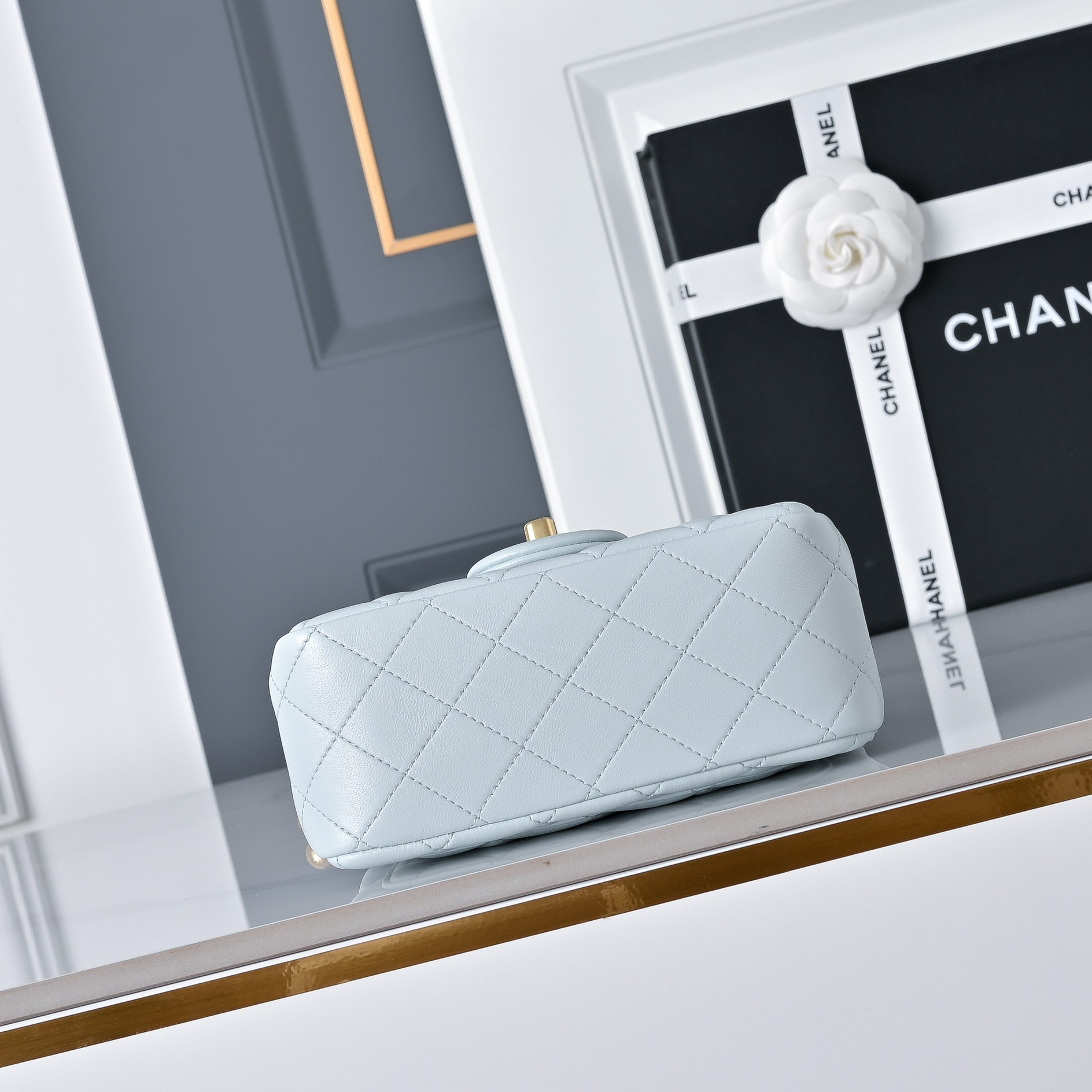 Ch*el mini flap bag light blue as1786 13.5x17x8cm