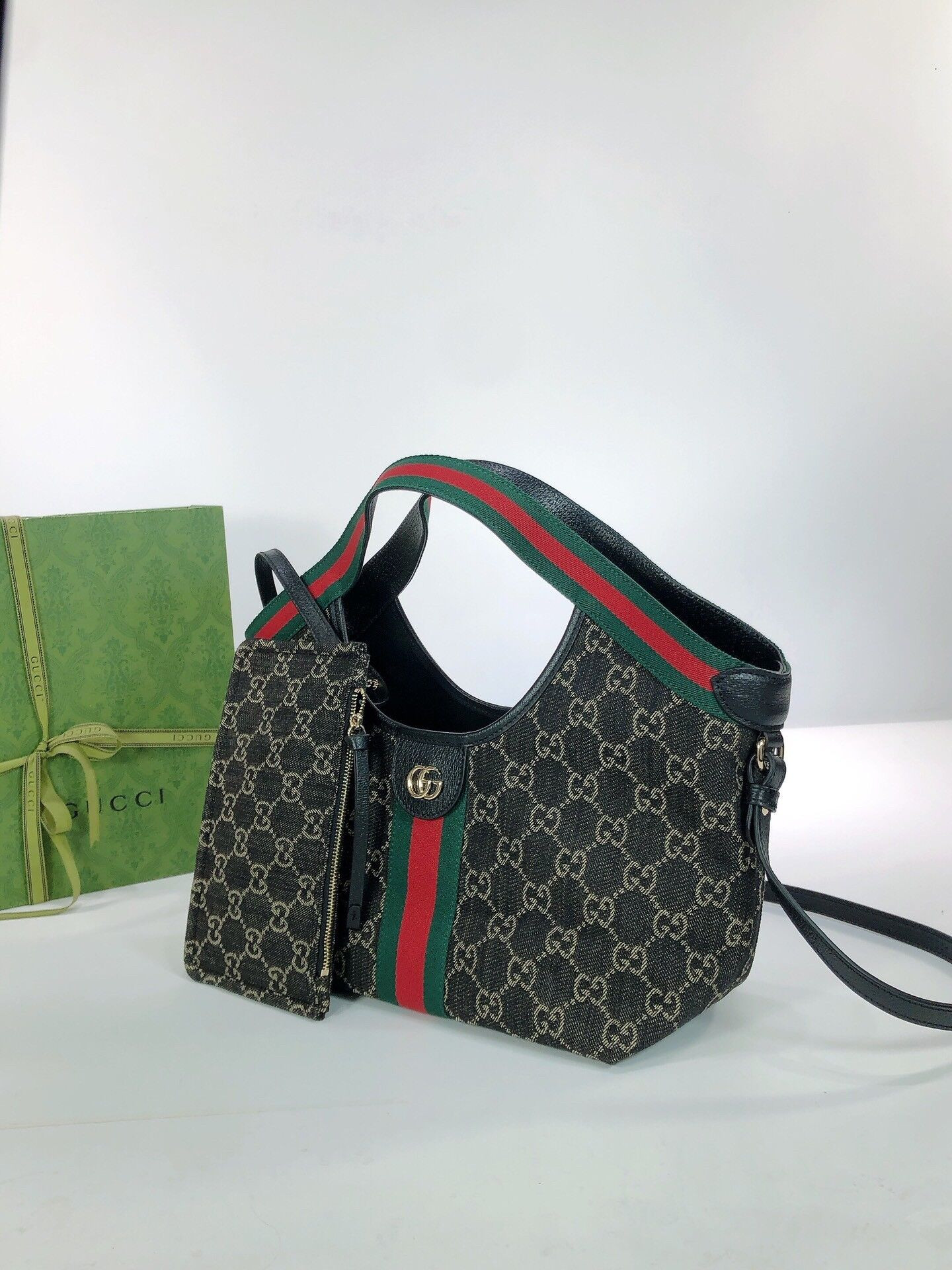 G*u*i giglio small tote bag 25x20x15cm