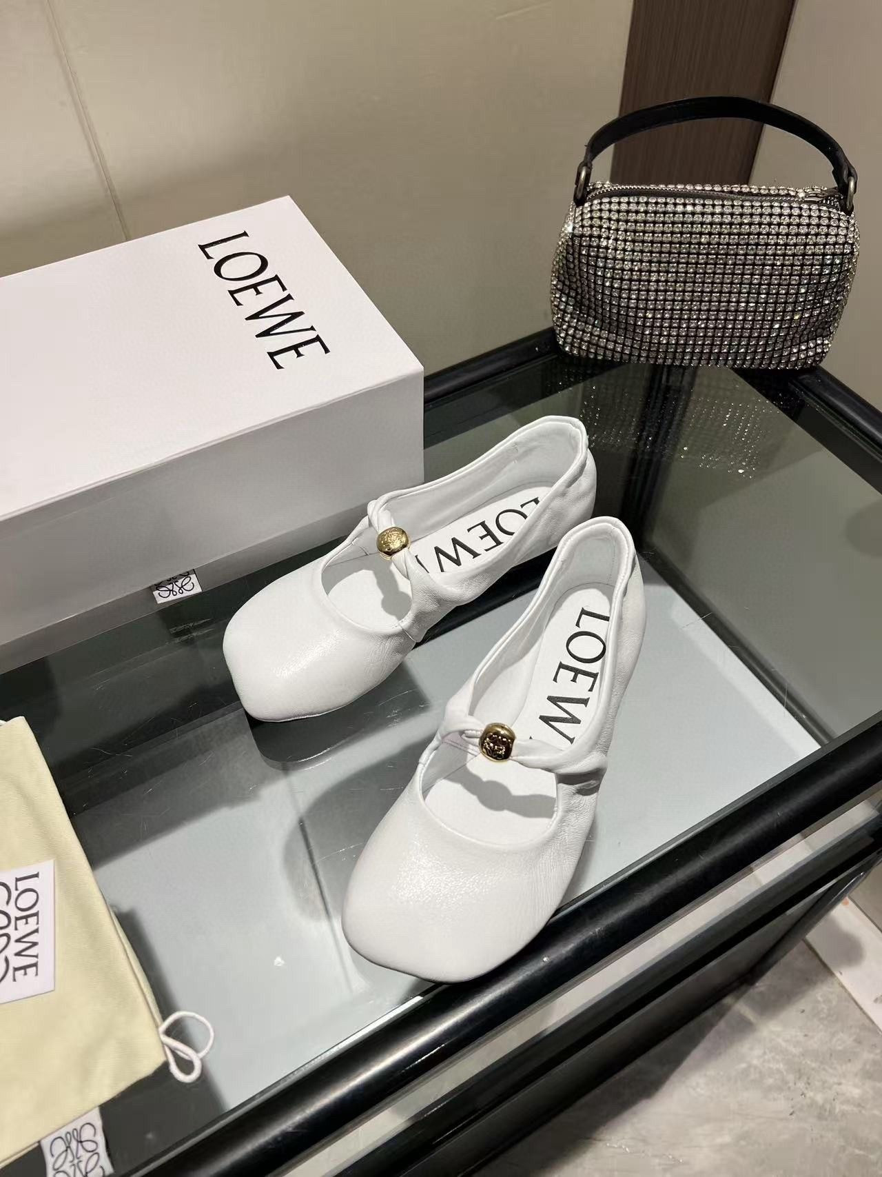 ua L0ew* pebble soft ballerina in nappa lambskin