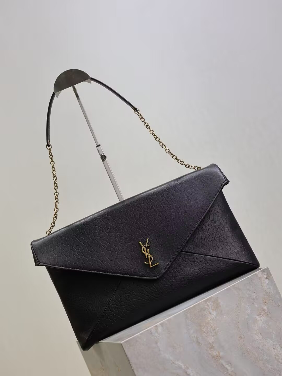 Y*L cassandre pouch on chain black 35x22x3-4.2cm