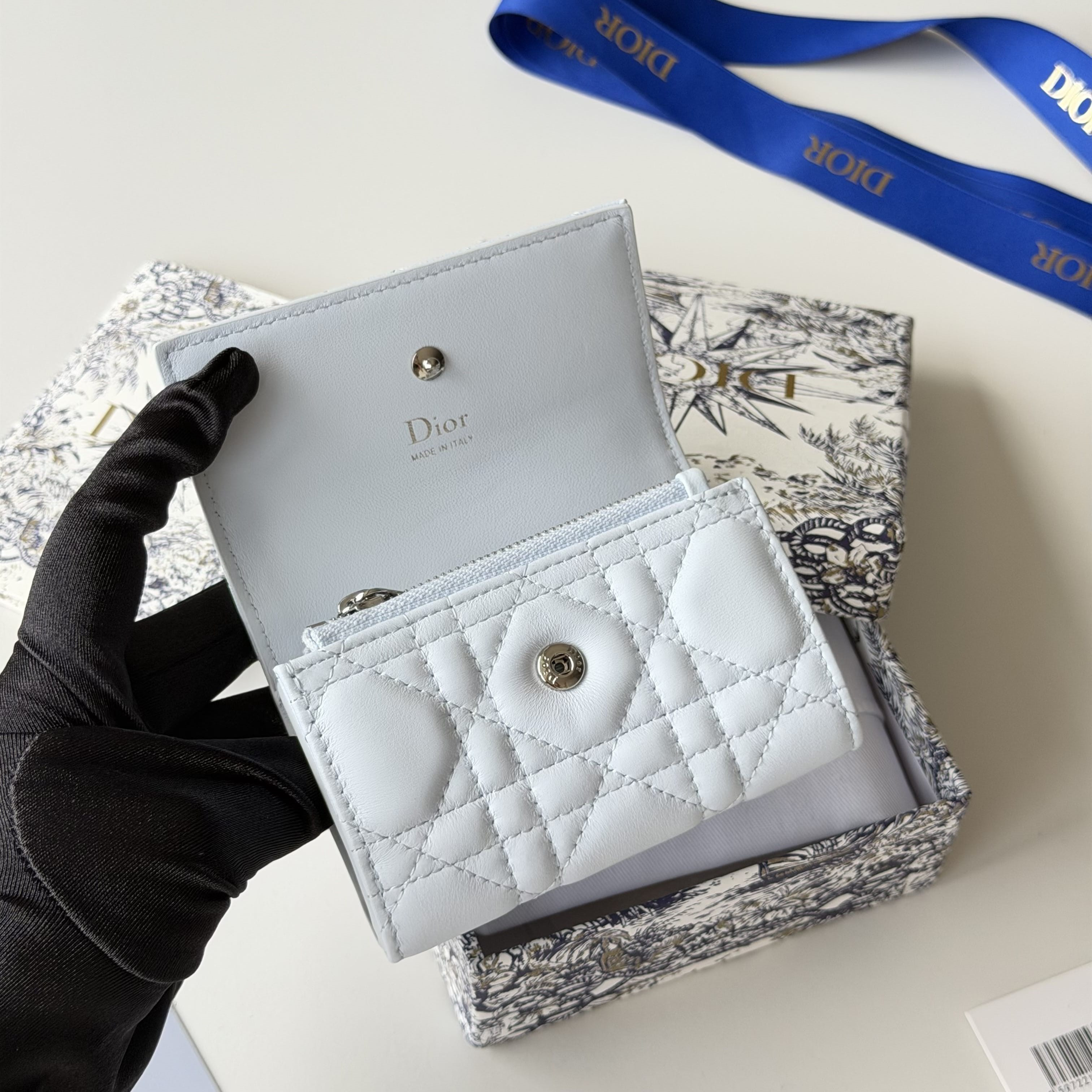D*or lady glycine wallet 11 x 7.5 x 3 cm