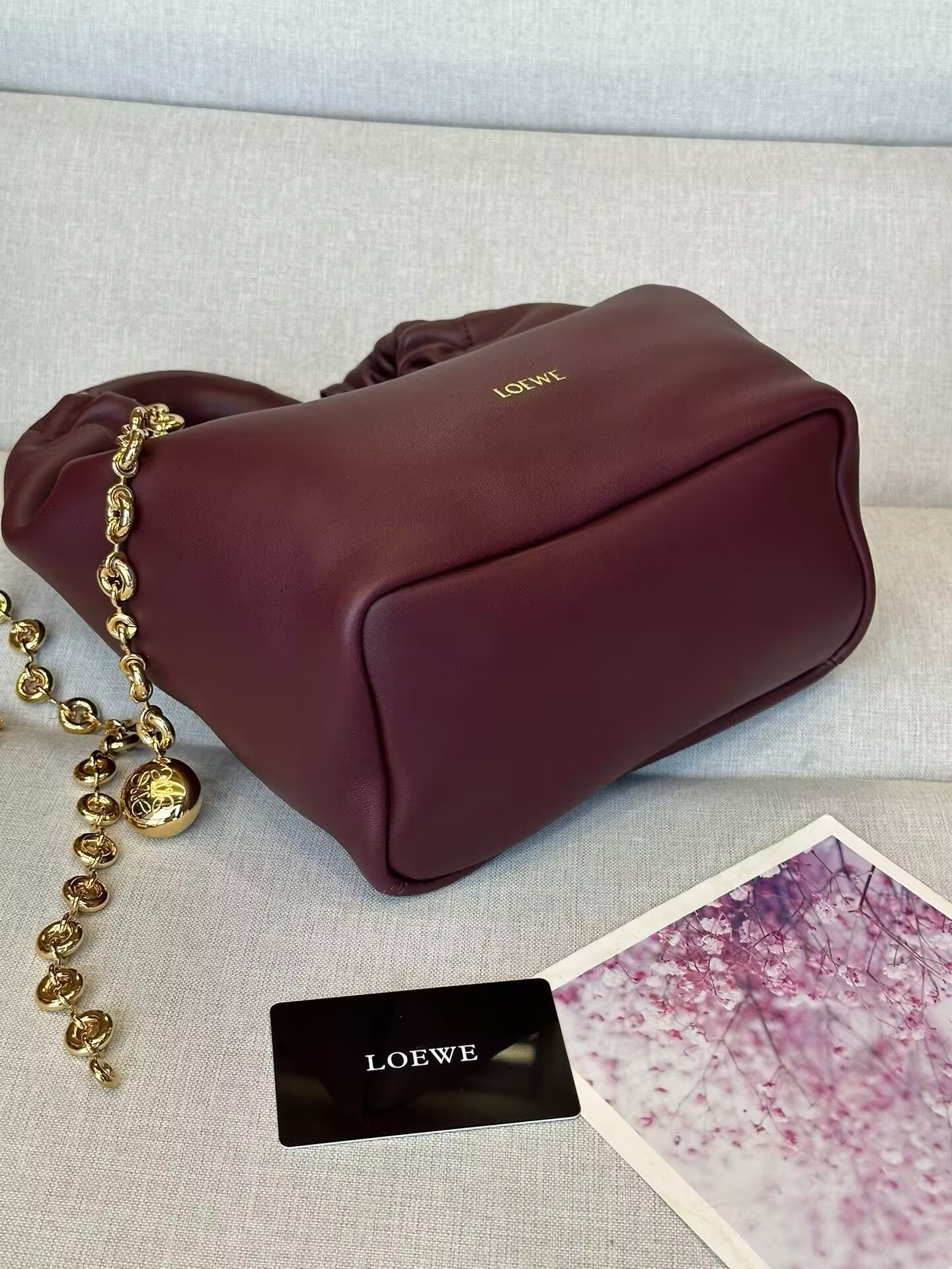 L0ew* small squeeze bag in mellow nappa lambskin 29x10.5x24cm
