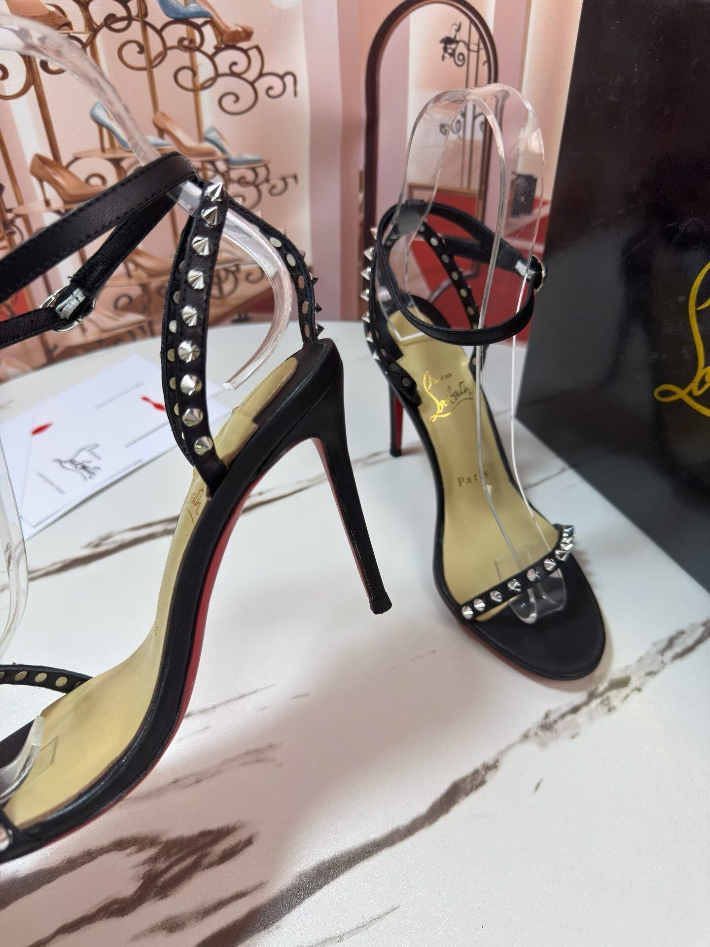ua Ch**an louboutin galeria sandals