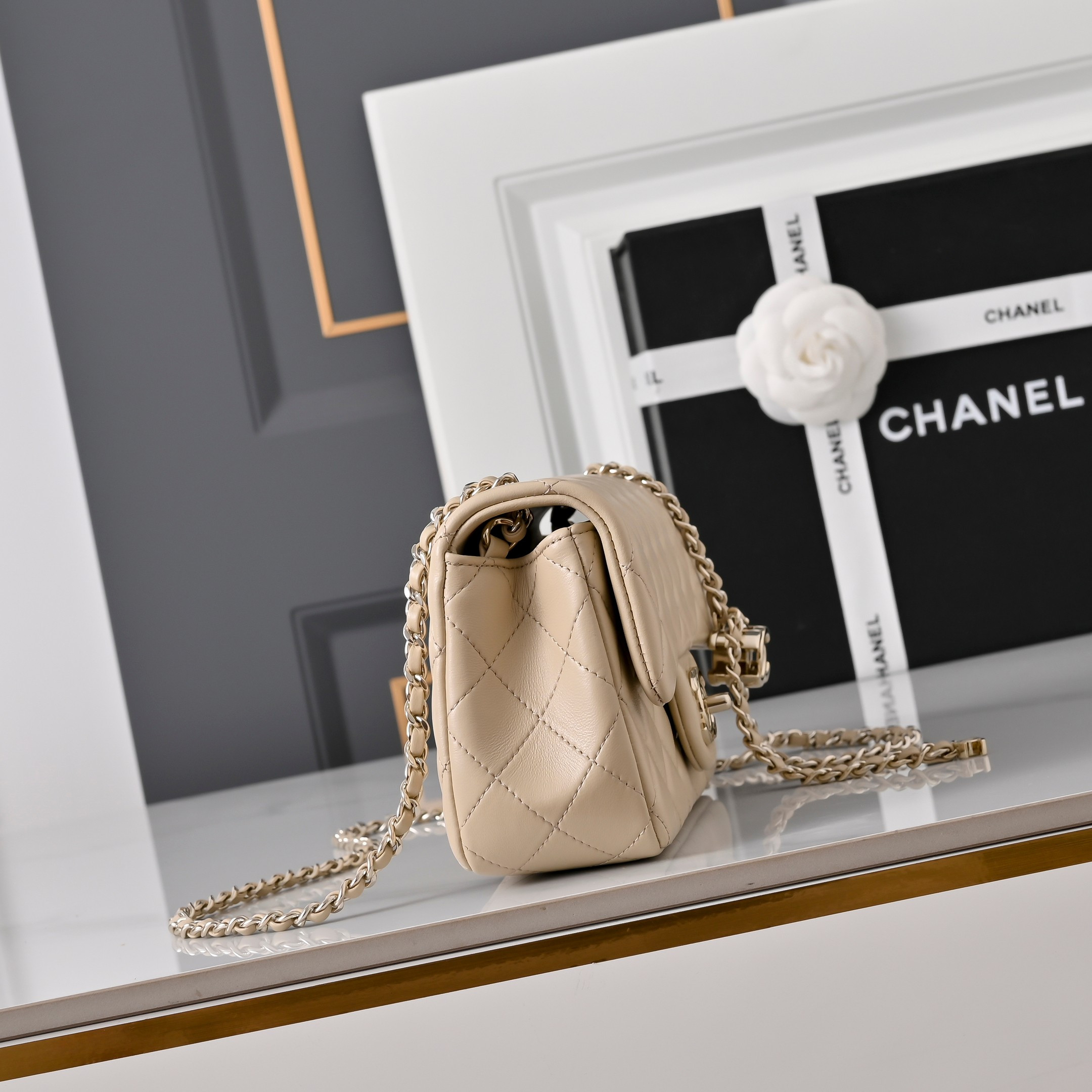 Ch*el classic flap handbag cf in milk tea with light gold hardware as5759 20x13x7cm