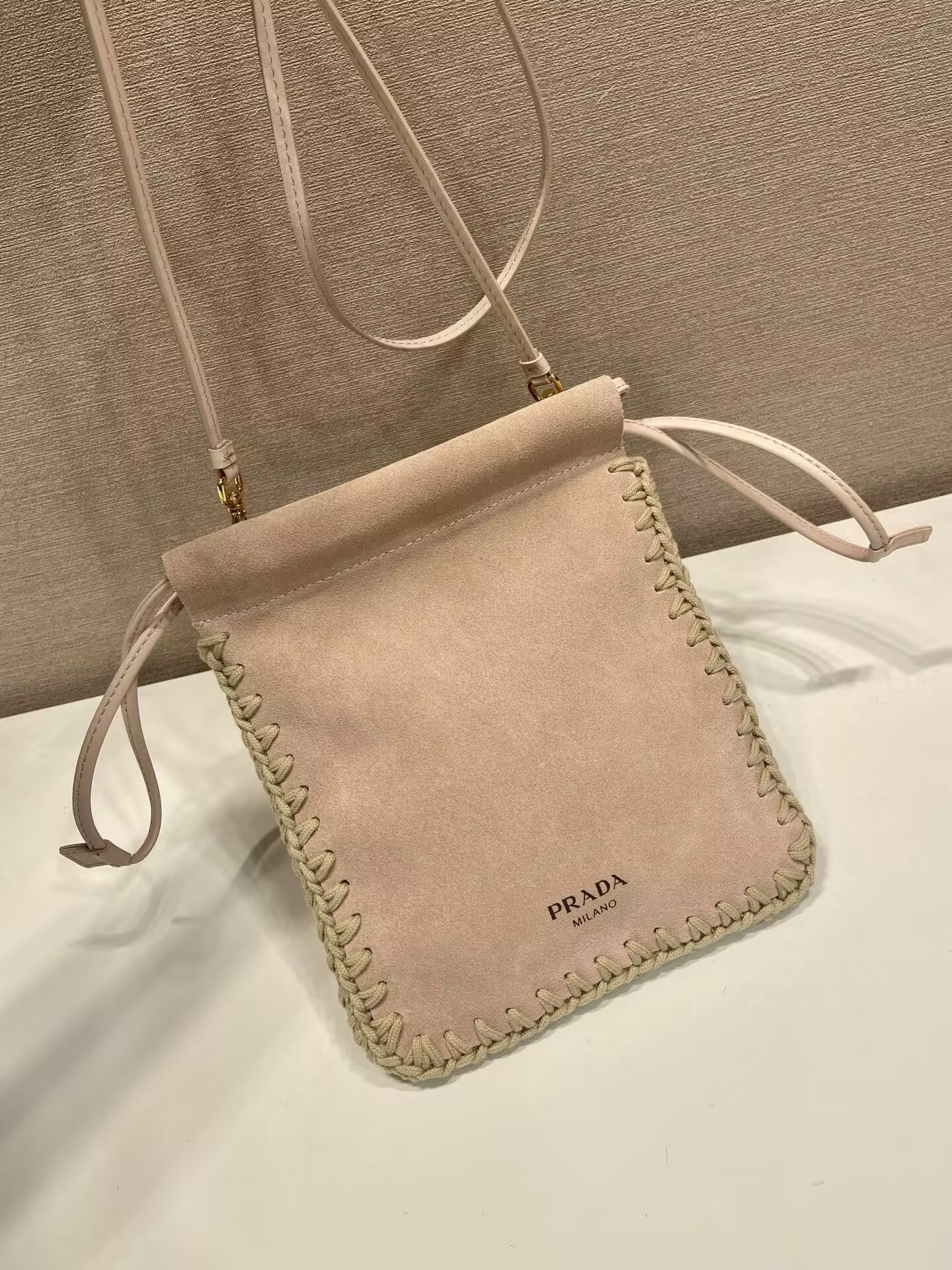 Pra*a suede smartphone case 22x17.5cm