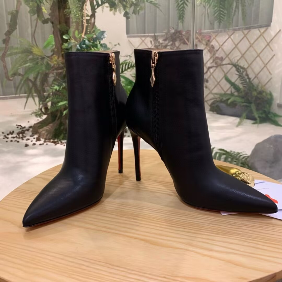 ua Ch**an louboutin miss z booty 100 mm low boots calf leather black