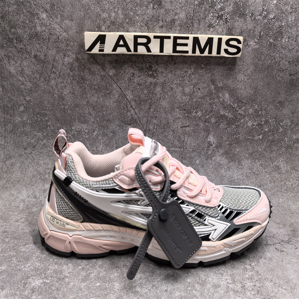 UA Off-White "BE RIGHT BACK"