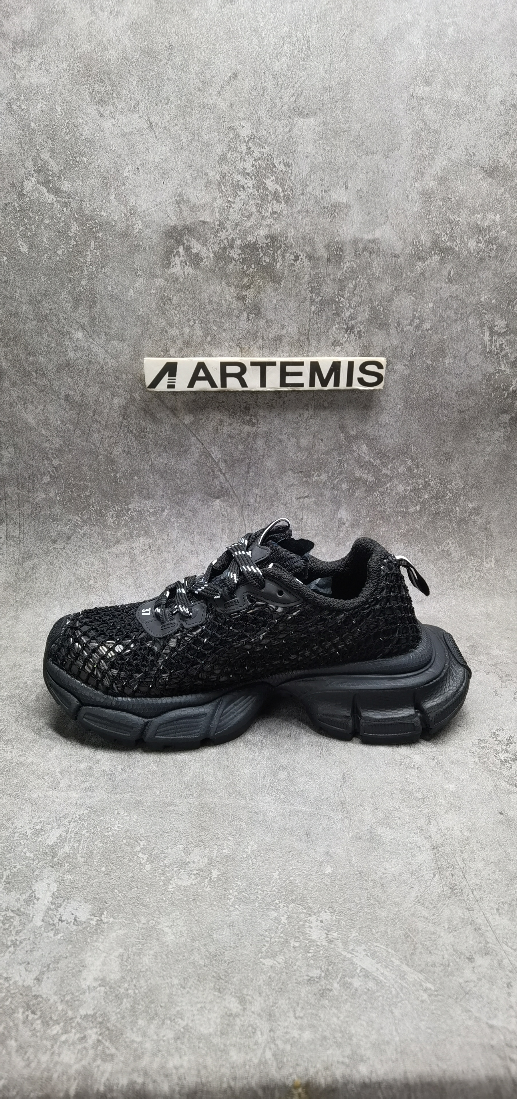 UA Balenciga 3XL Sneaker