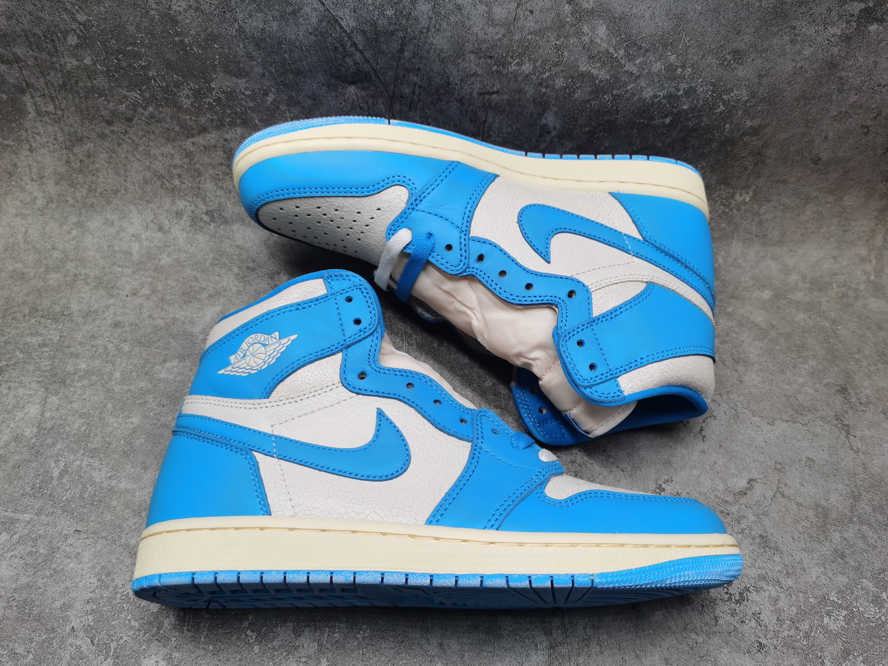 UA Jordan 1 Retro High OG