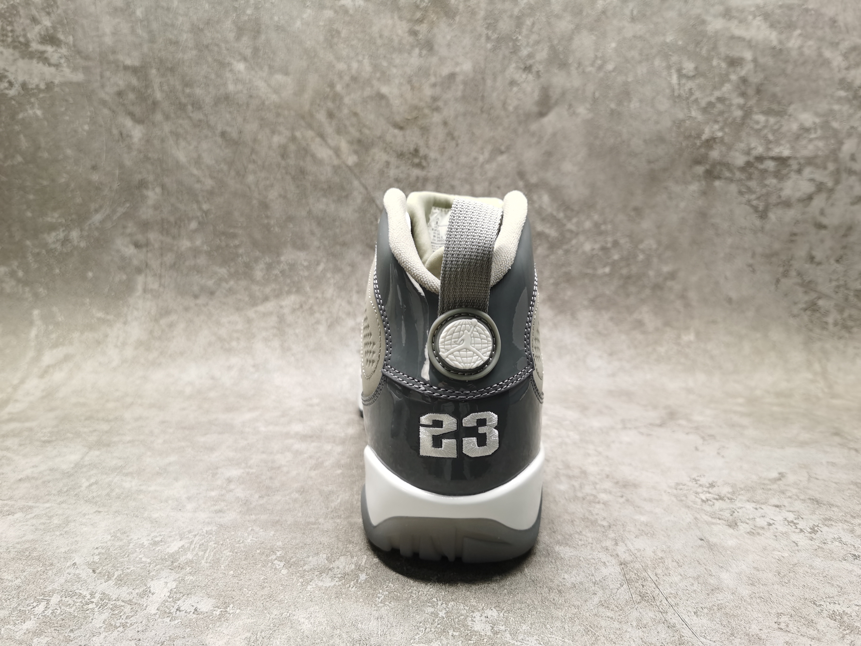 UA Air Jordan 9 Retro