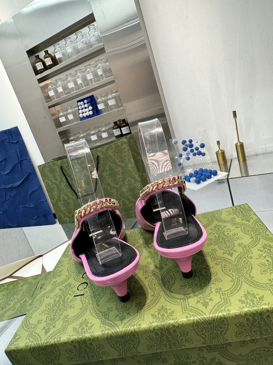 G*u*i signoria slingback pump mid-heel shoes