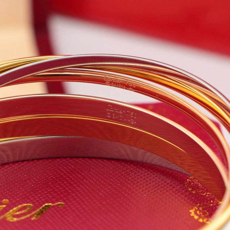 Ca*t*er bracelet