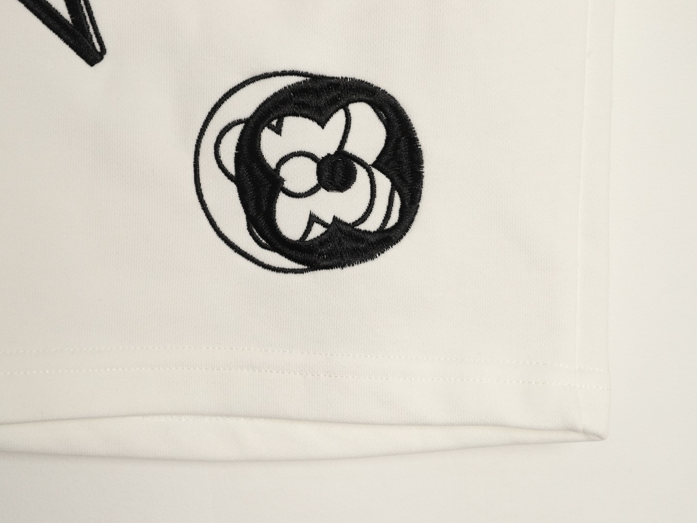 l0*is V*t0n 26ss shorts