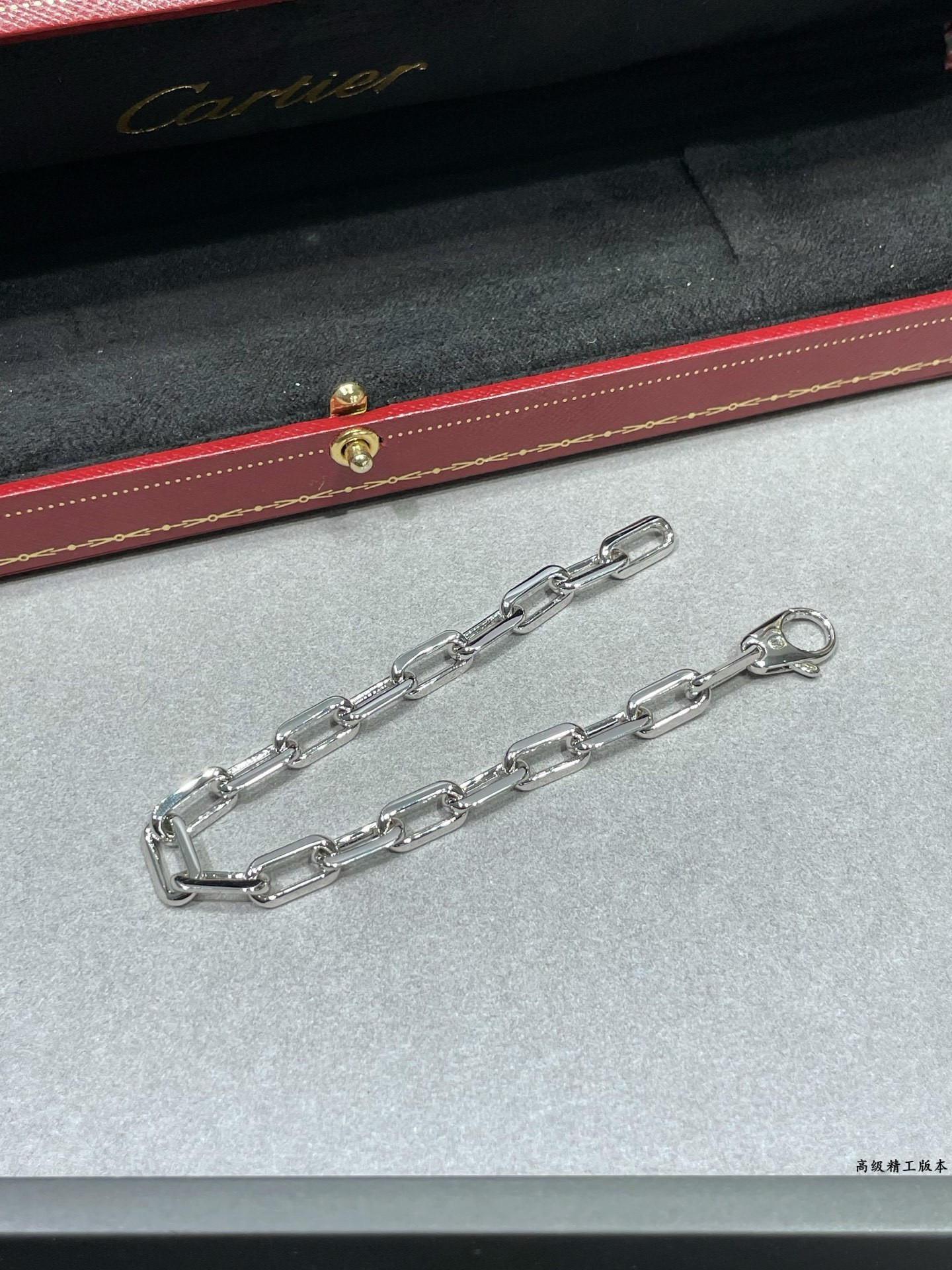 Ca*t*er santos de bracelet(chain length 20cm)