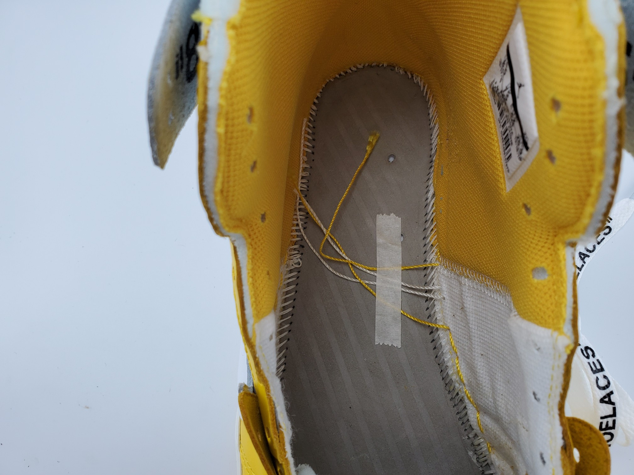 Air Jordan 1 Retro High Off-White Yellow