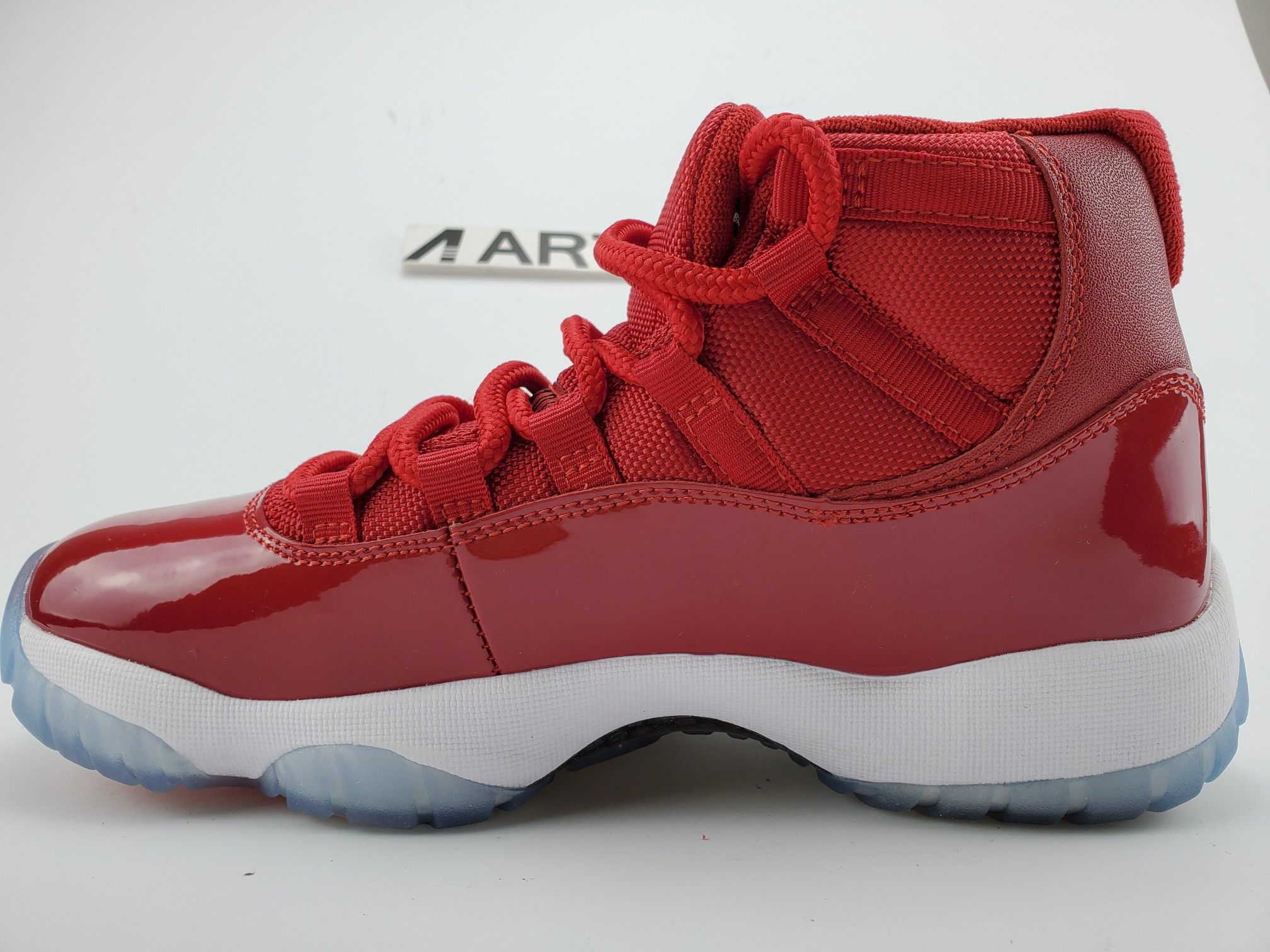 Air Jordan 11 Retro Win Like 96