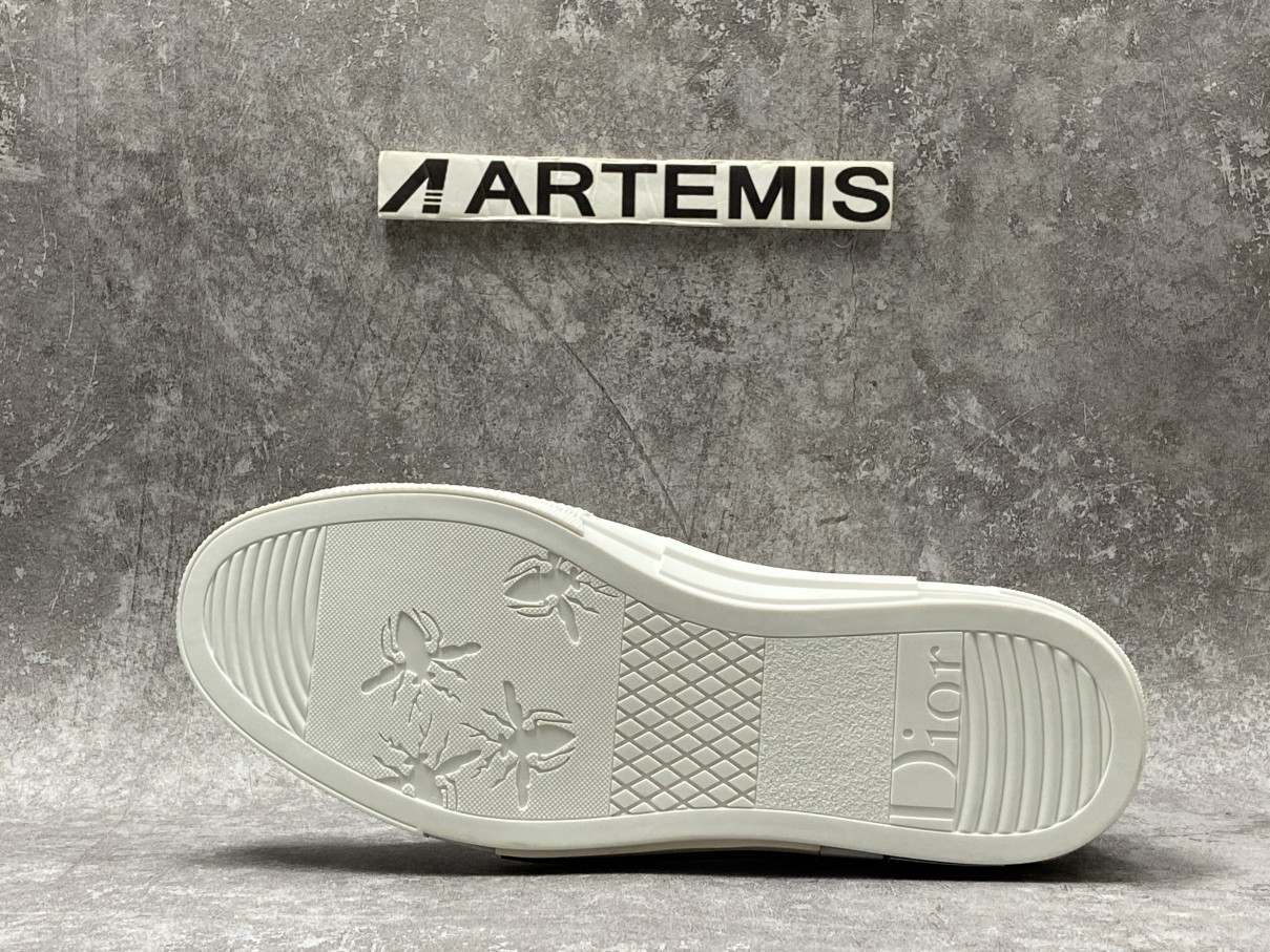 D*or b23 high top white