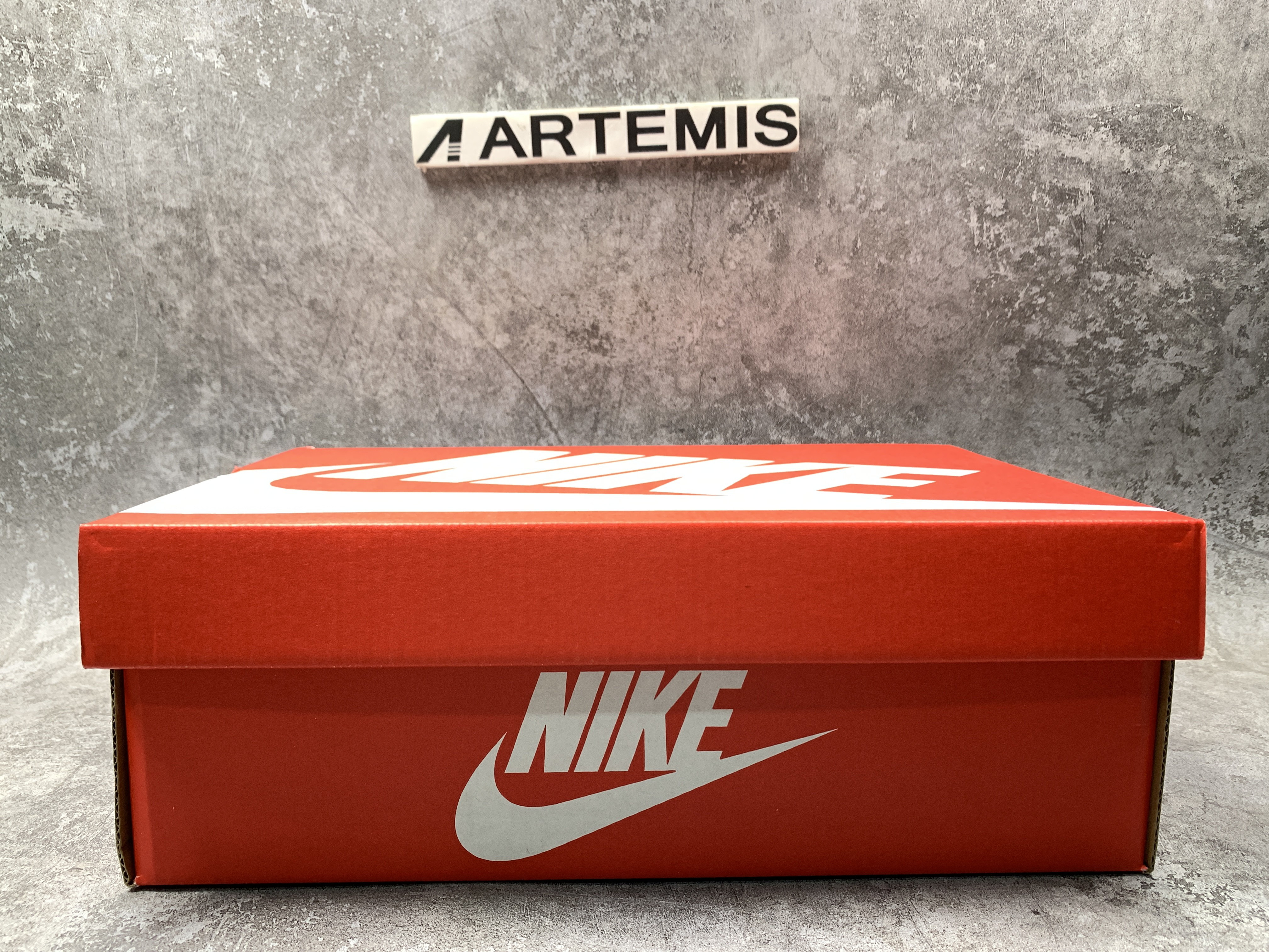 Nike Dunk Low Green Glow