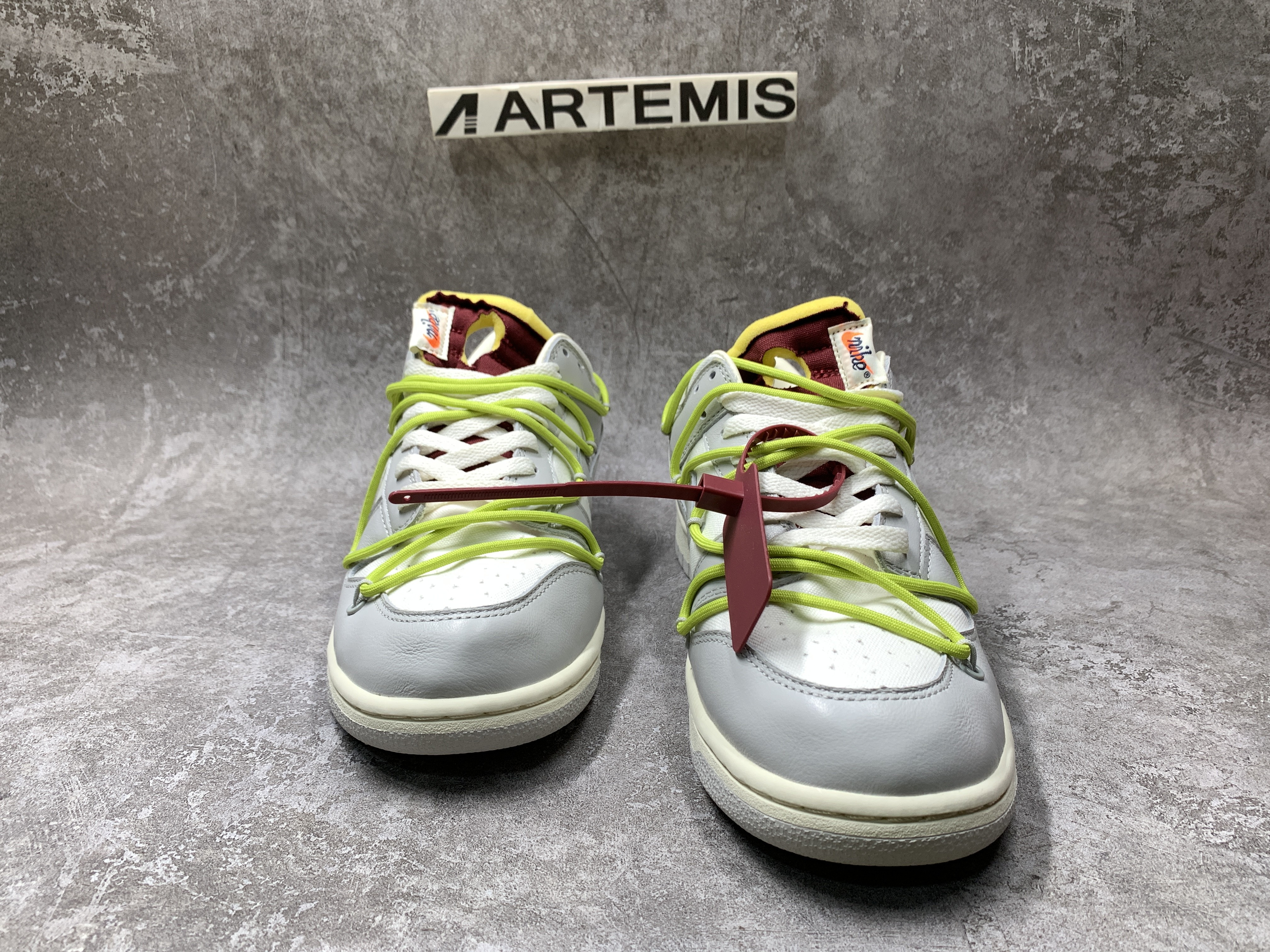 Nike Dunk Low x Off-White 08 of 50