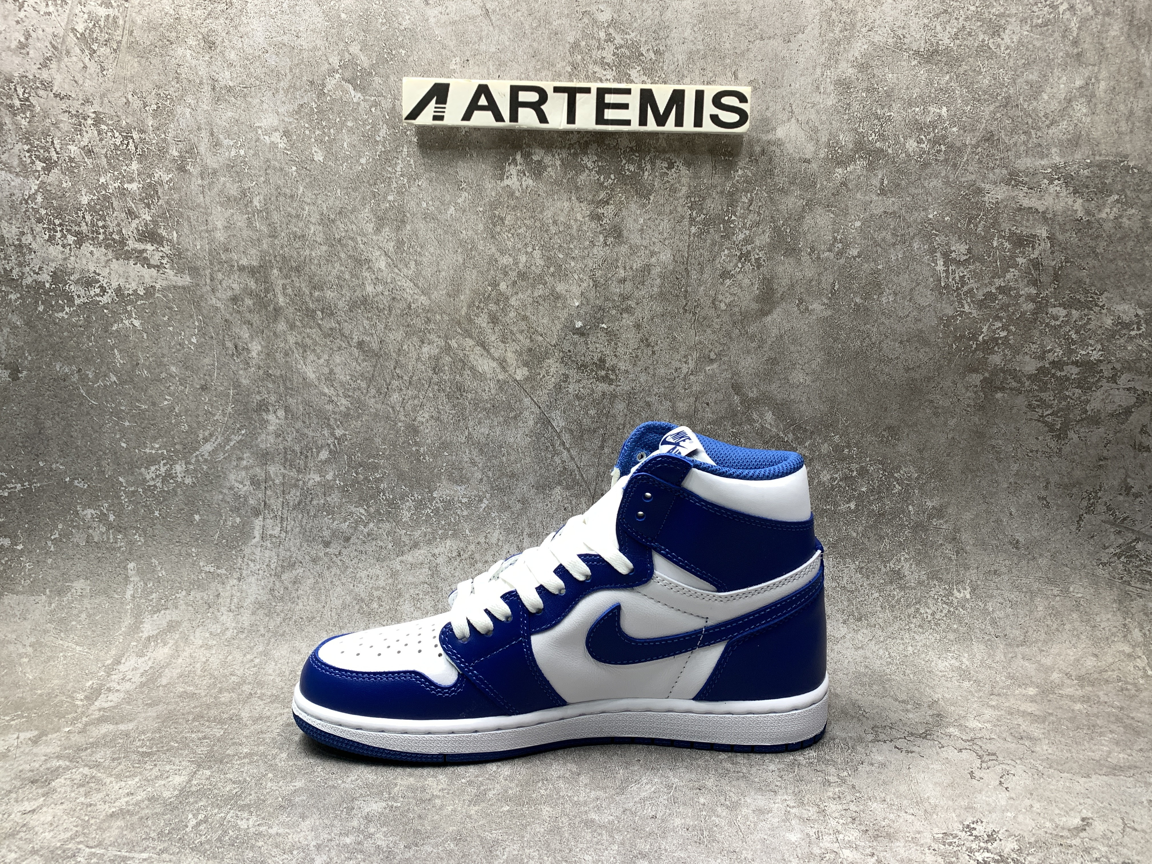 Air Jordan 1 Retro High OG