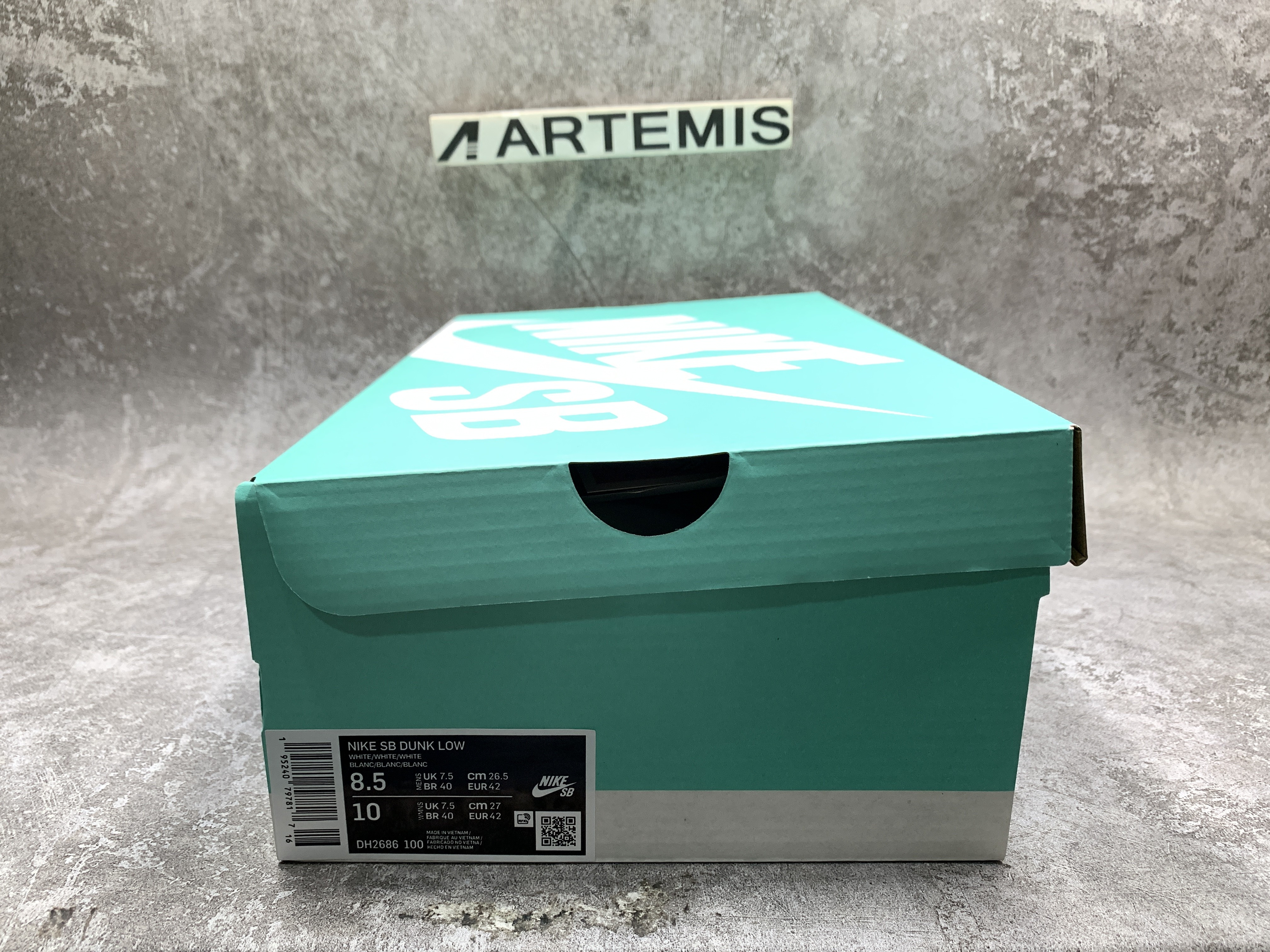 Nike Dunk Low Triple White x Dover Street Market