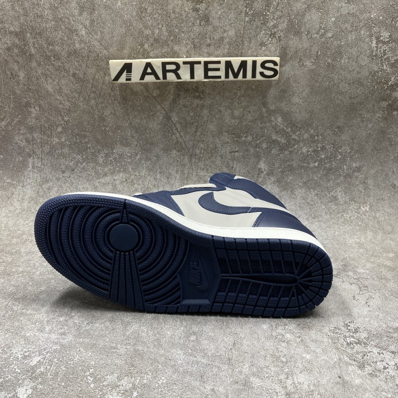 Air Jordan 1 Retro High 85 Georgetown