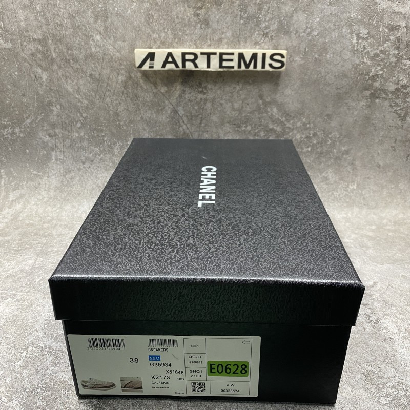 channel 22c Di*m*nd sports shoes in pink