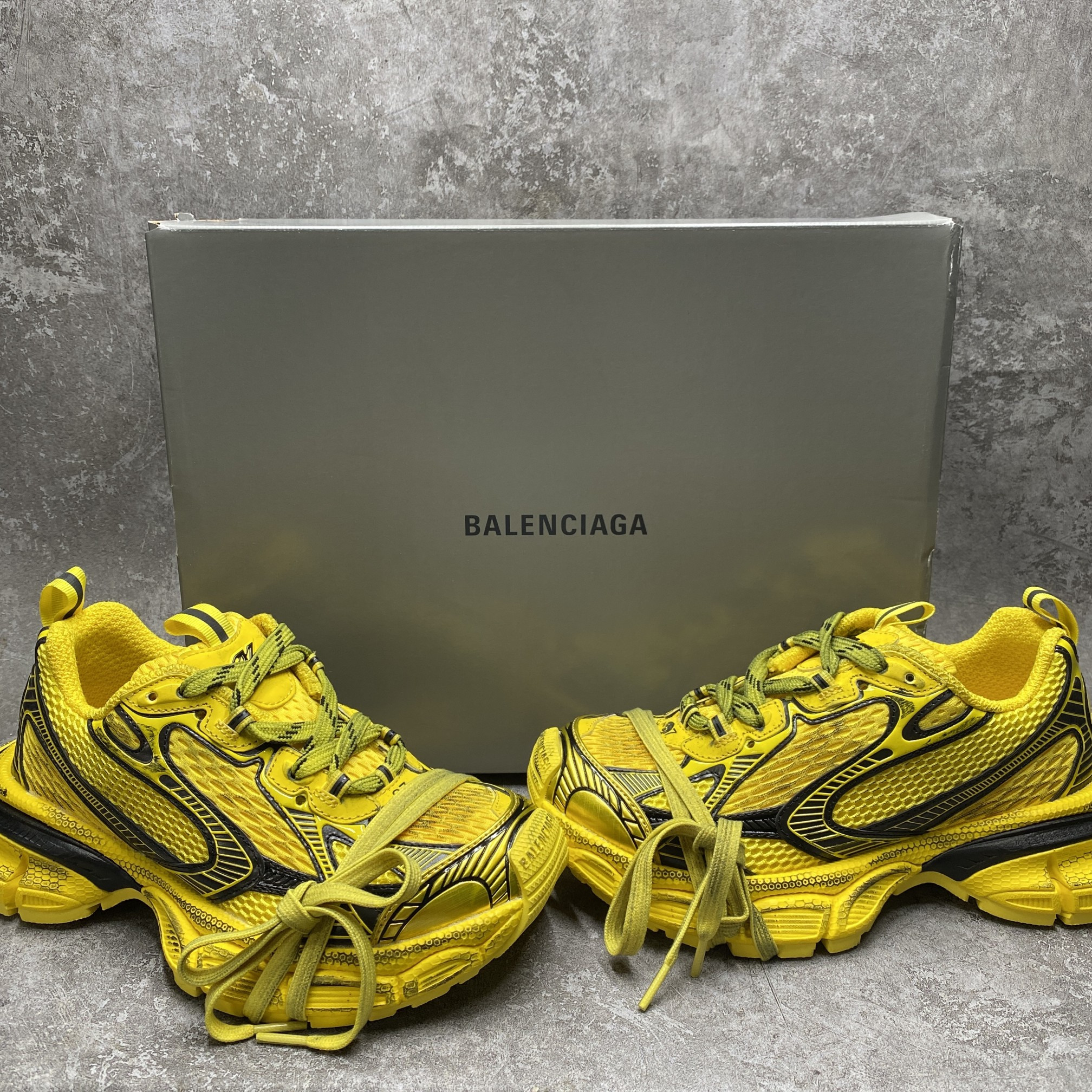 Balenciga 3XL Sneaker Worn Out Yellow Black