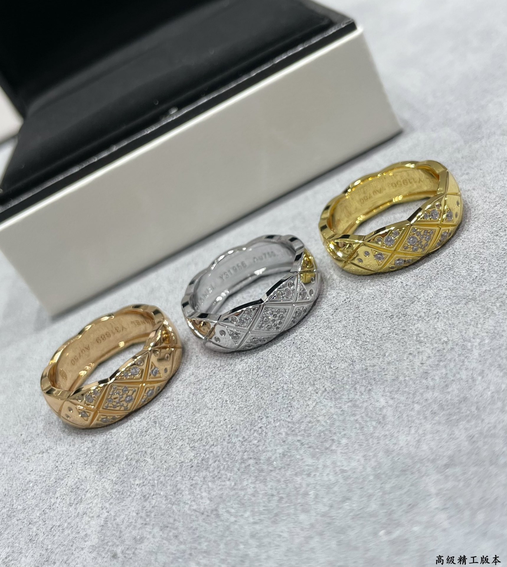 ch*el wide Di*m*nd ring