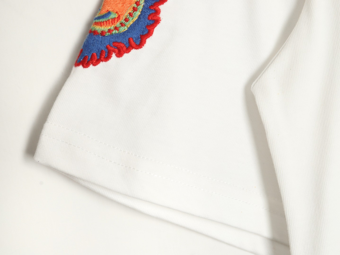 l0*is V*t0n lv short-sleeved t-shirt