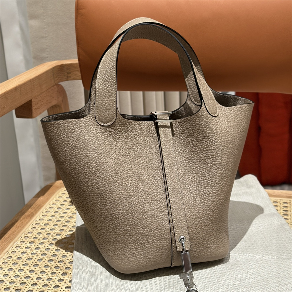 H**me5 picotin 18cm trench coat gray without original box