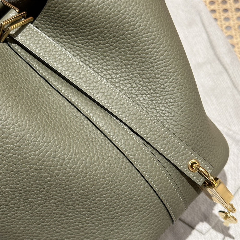 H**me5 picotin 18cm  sage greensage green without original box