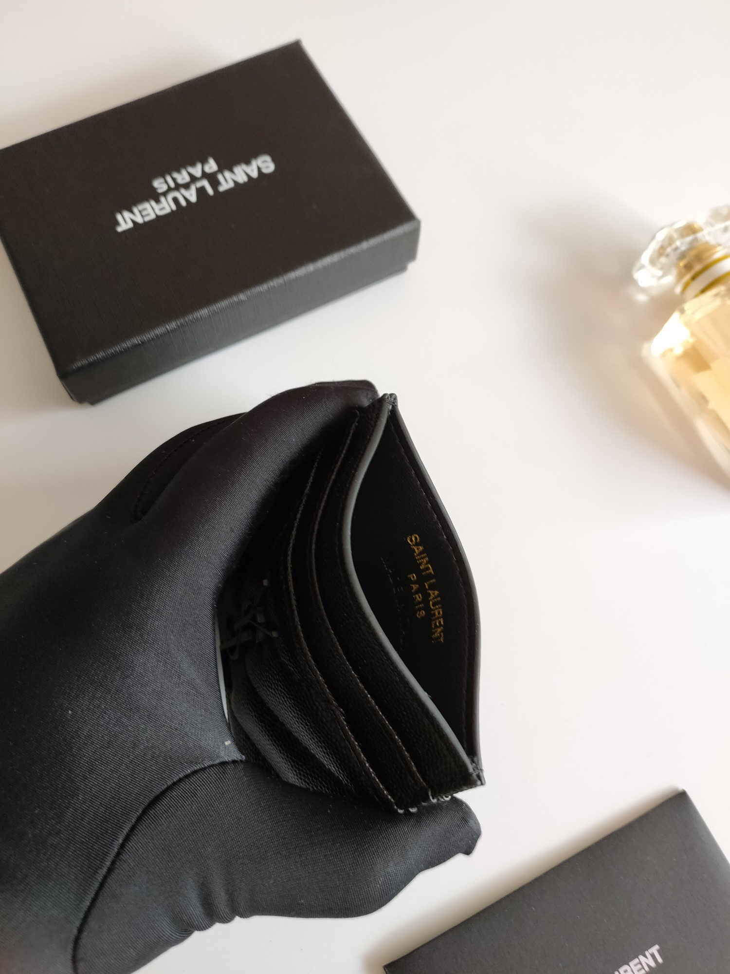 Y*L card holder 10.5×7.5×0.5cm