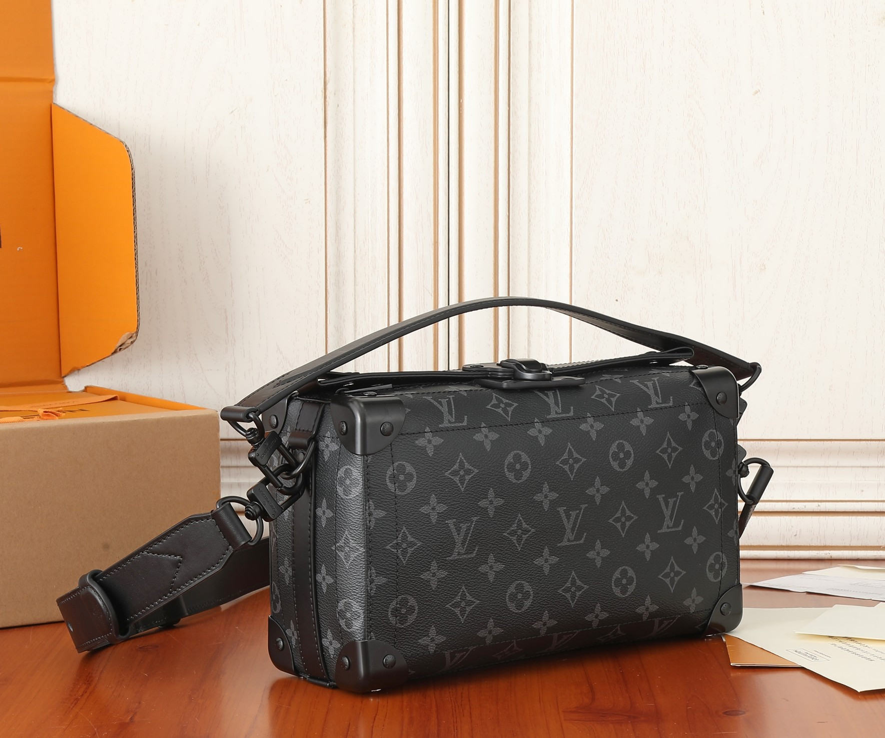 LV Soul Trunk East West M11744 29x17.5x10CM