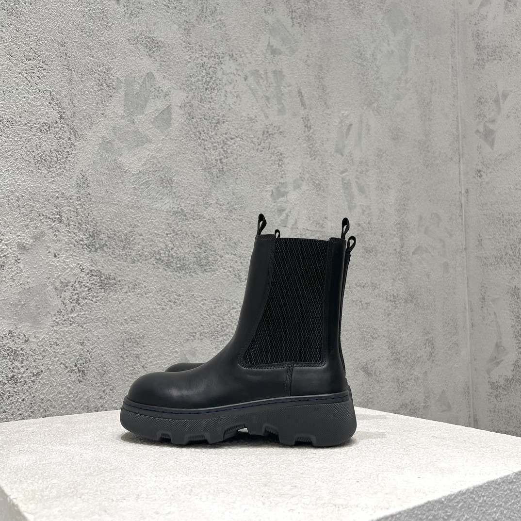 ua B**rry leather creeper chelsea boots