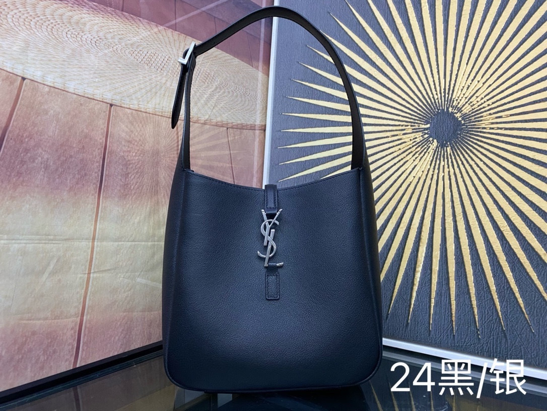 Y*L le 5 À 7 23x22x8cm